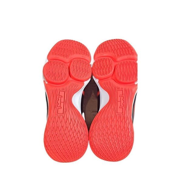 Nike Air Zoom Lebron Witness 5 Athletic Men\'s Shoes Size 10.5 main image 4